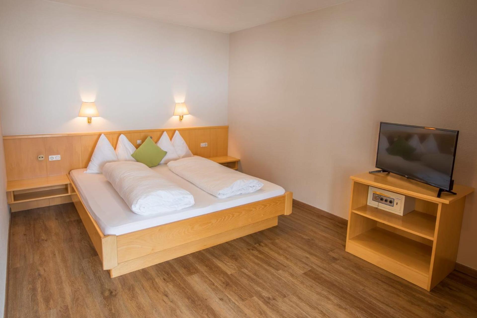 Mountain Living Apartments St. Valentin auf der Haide Extérieur photo