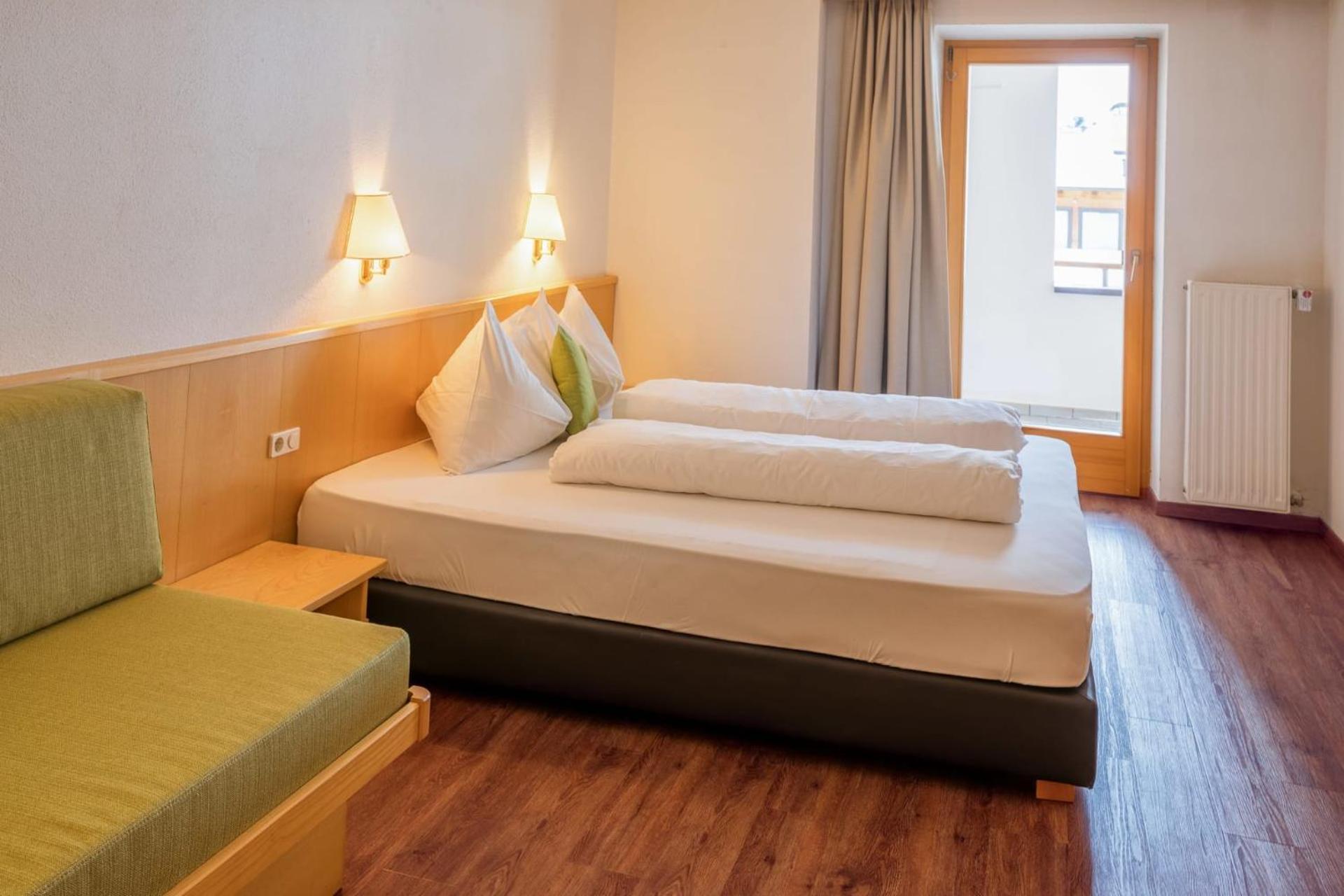 Mountain Living Apartments St. Valentin auf der Haide Extérieur photo