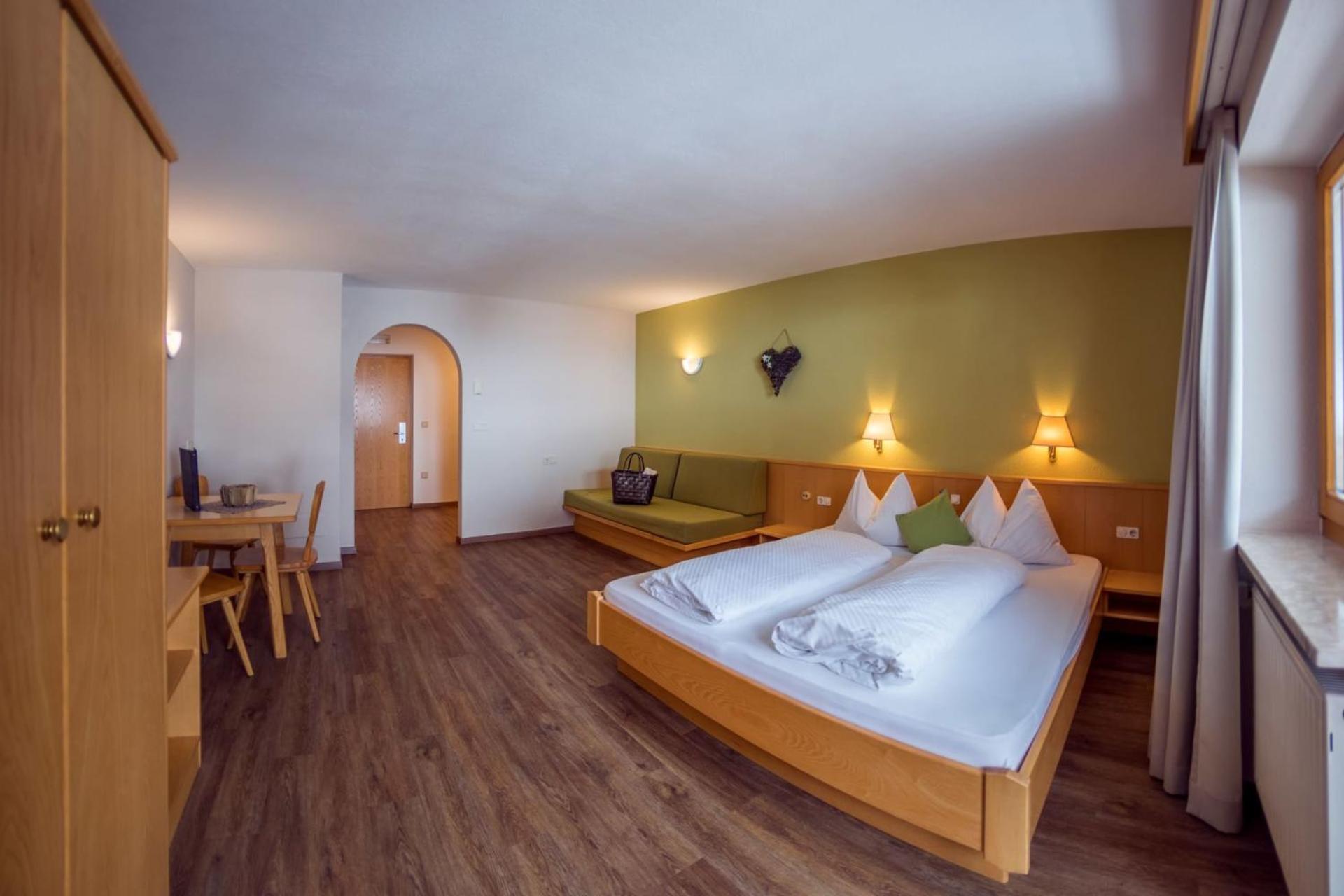 Mountain Living Apartments St. Valentin auf der Haide Extérieur photo