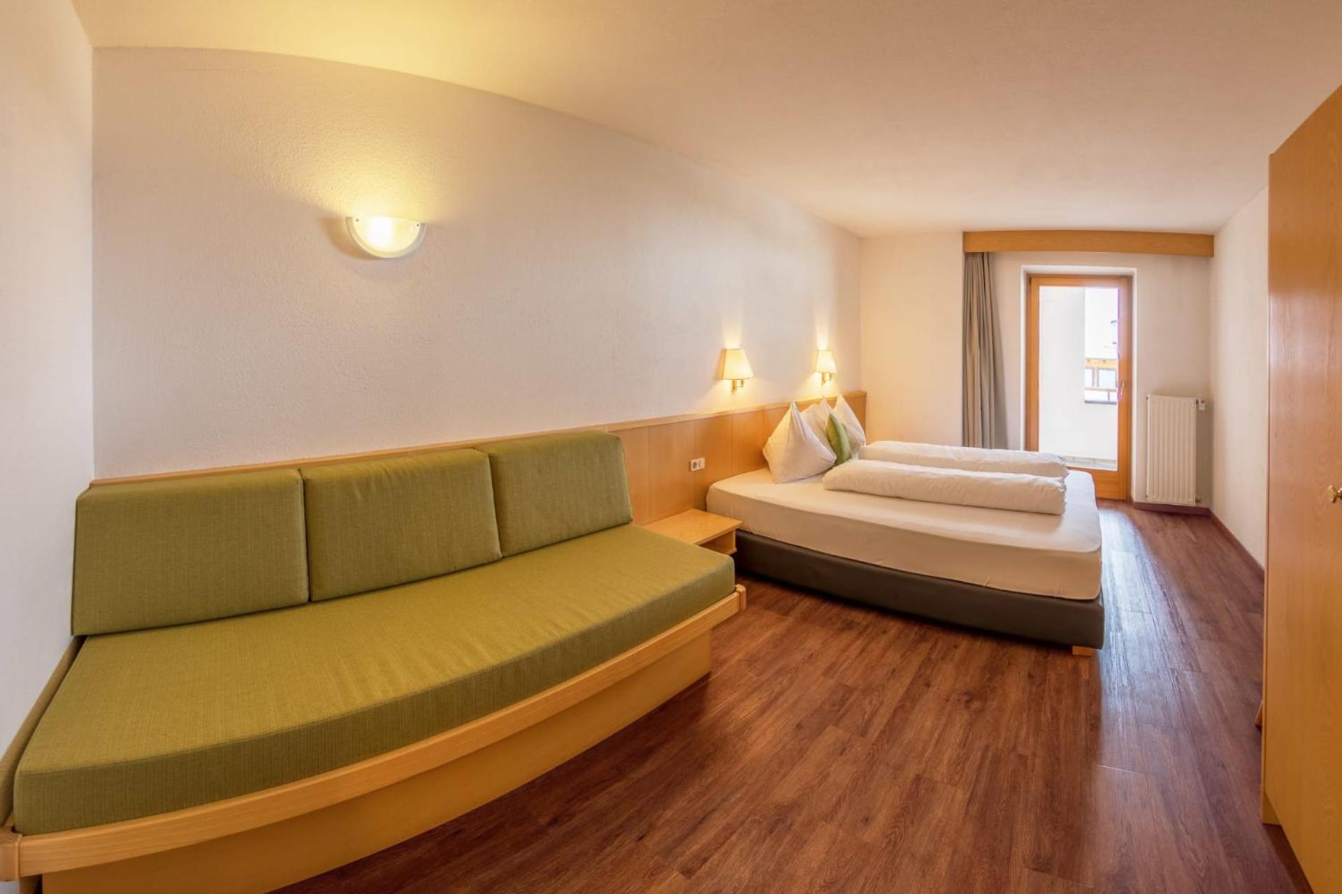 Mountain Living Apartments St. Valentin auf der Haide Extérieur photo