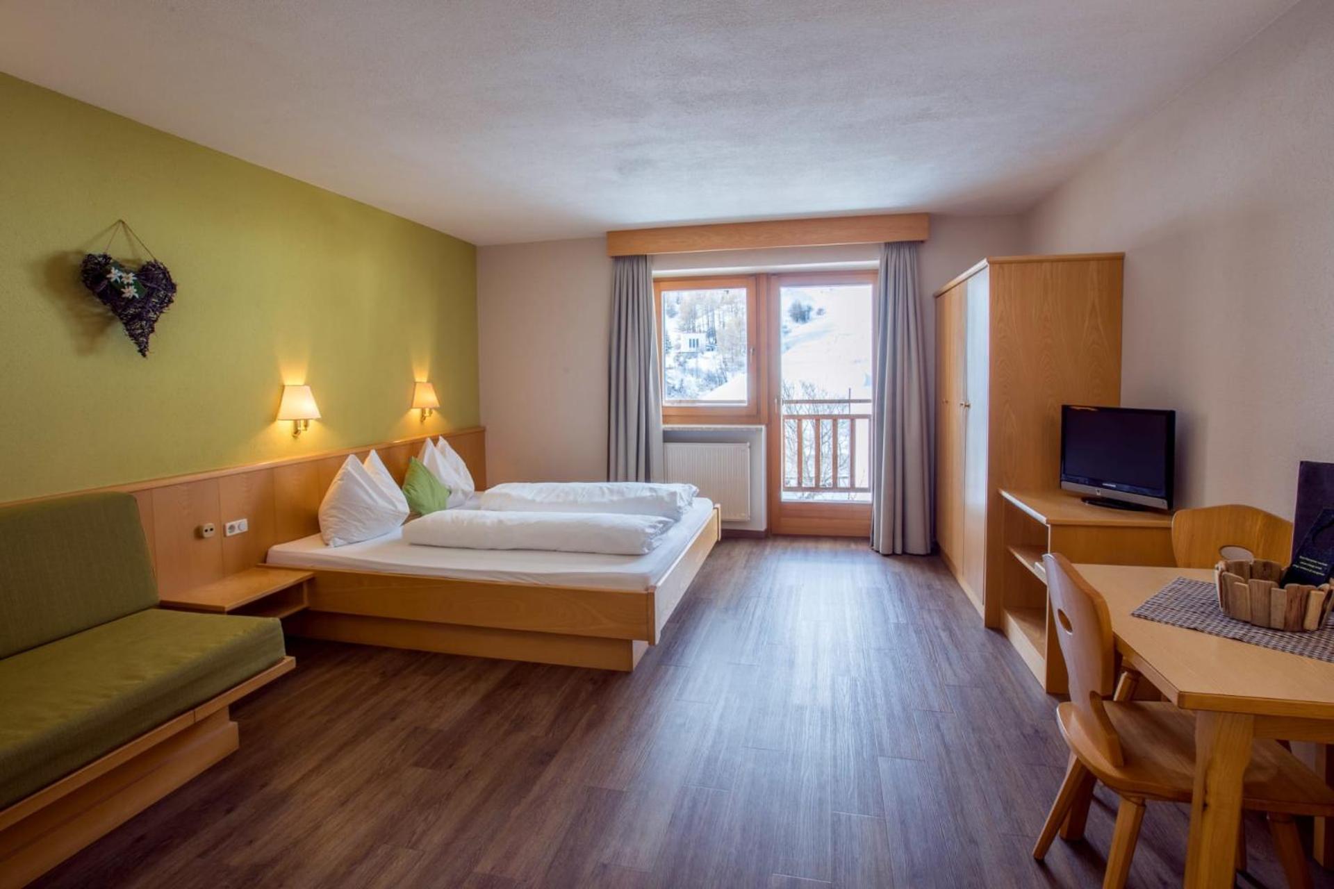 Mountain Living Apartments St. Valentin auf der Haide Extérieur photo