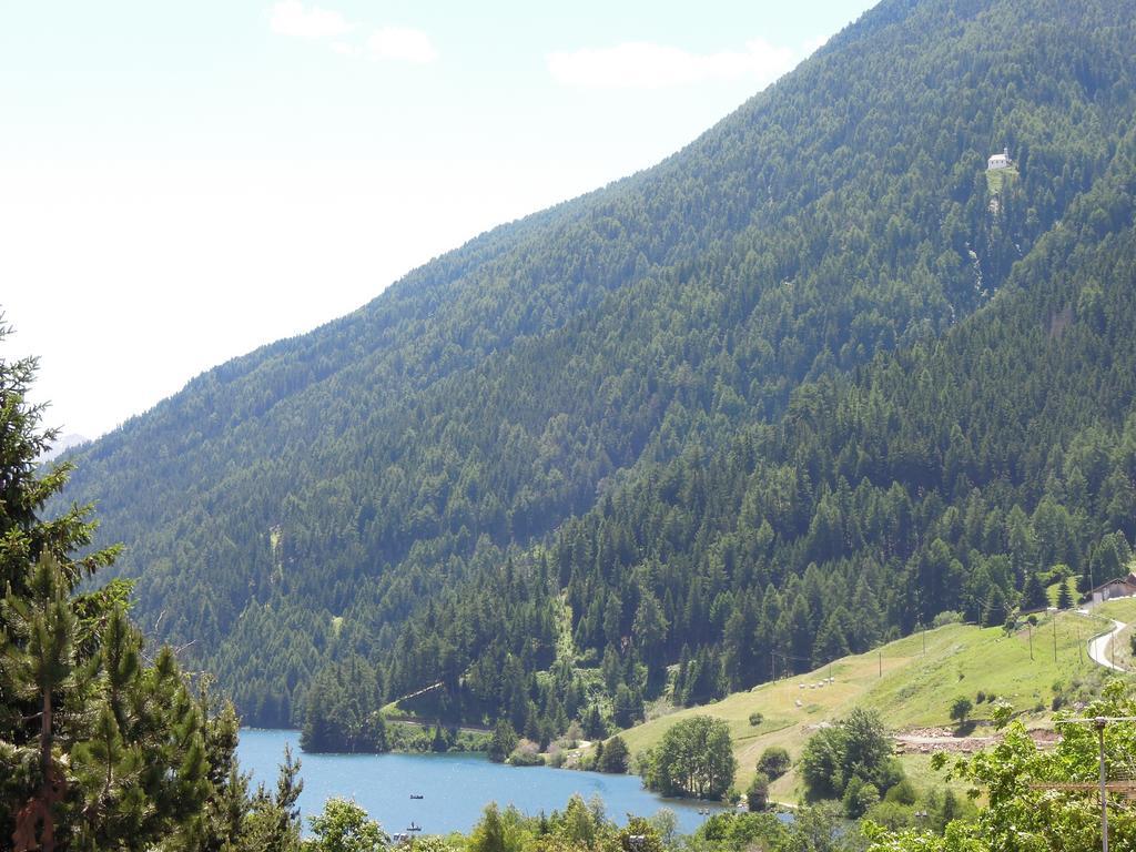 Mountain Living Apartments St. Valentin auf der Haide Chambre photo